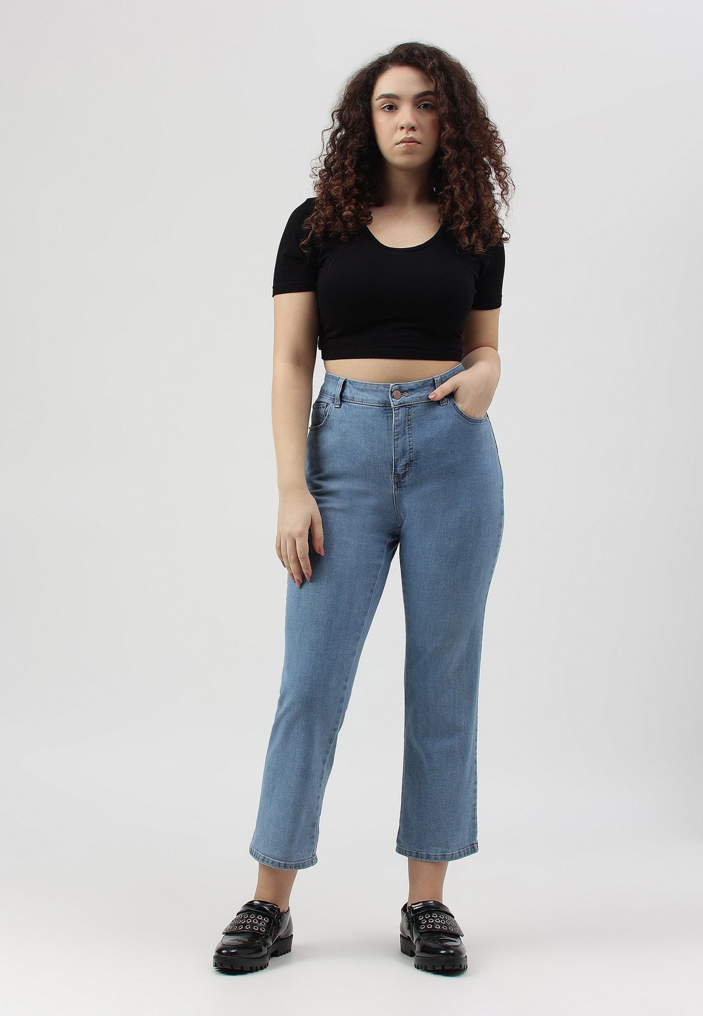 Un - The Sustainable Fashion Allegiance