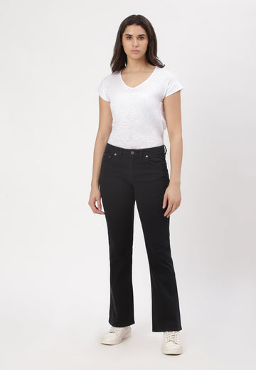 Un - The Sustainable Fashion Allegiance