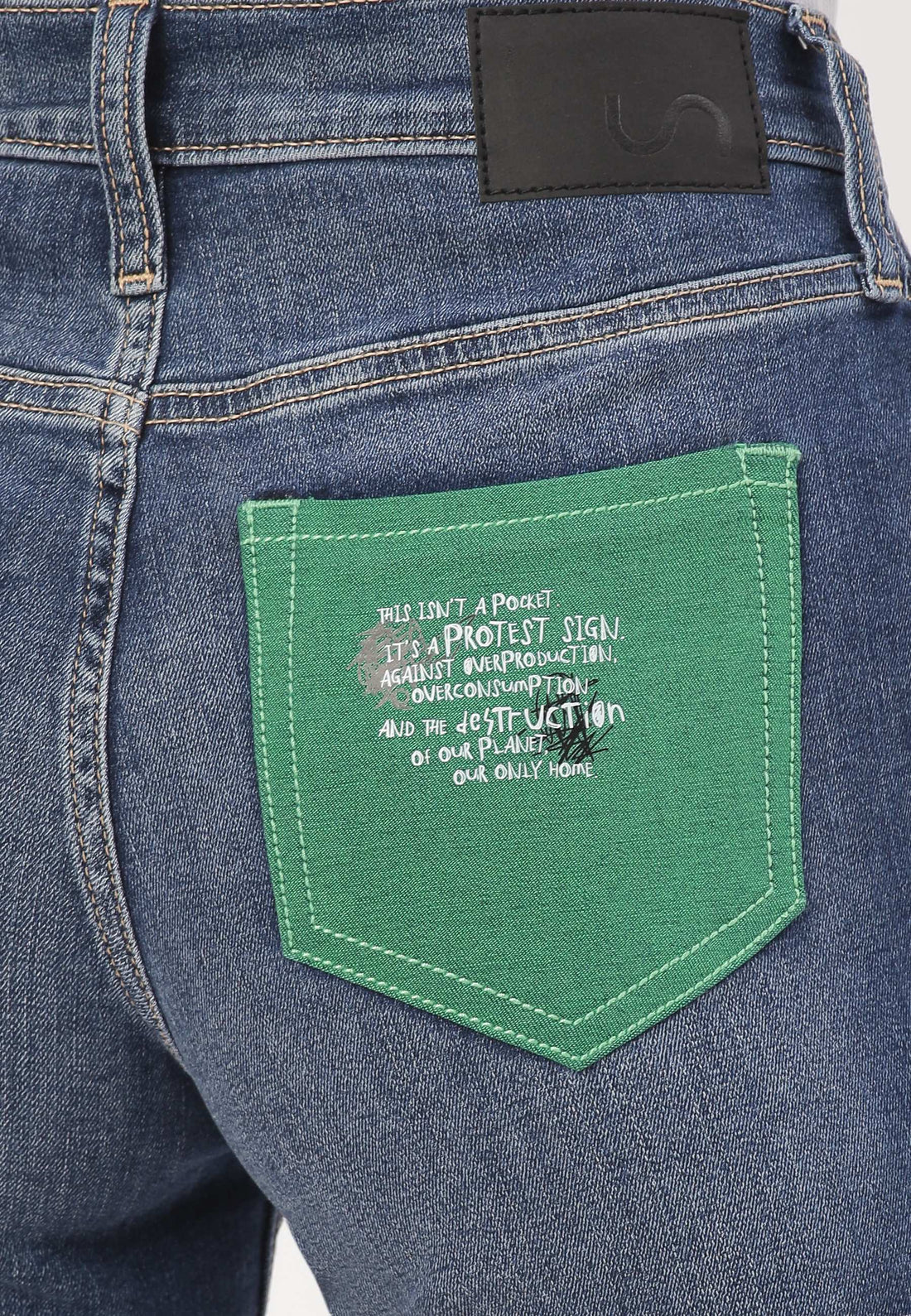 UnExcess Pledge | Mid Indigo Mid Rise Straight Shorts | Un-Size 26